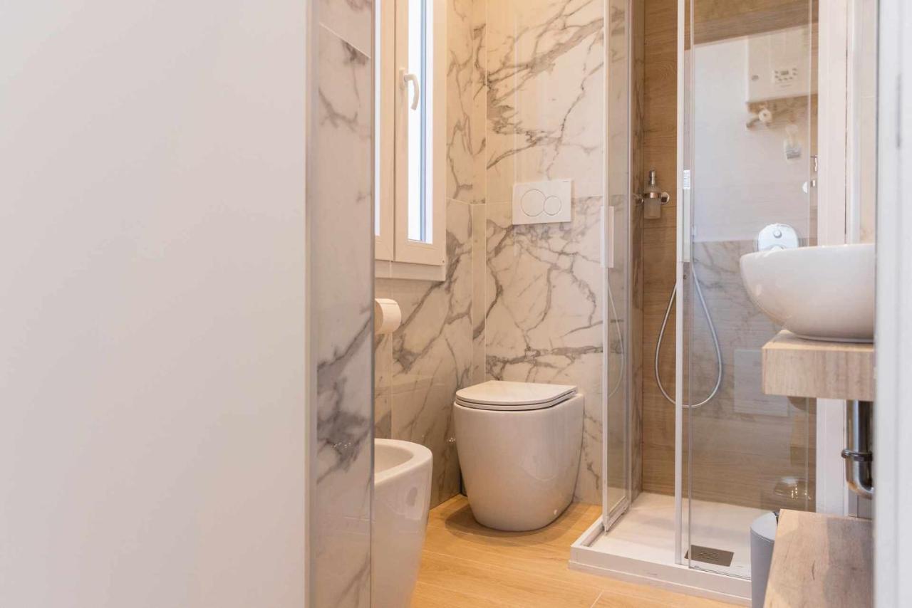 Camonia Luxury Free Parking 2Km Da Bologna Apartment Exterior photo